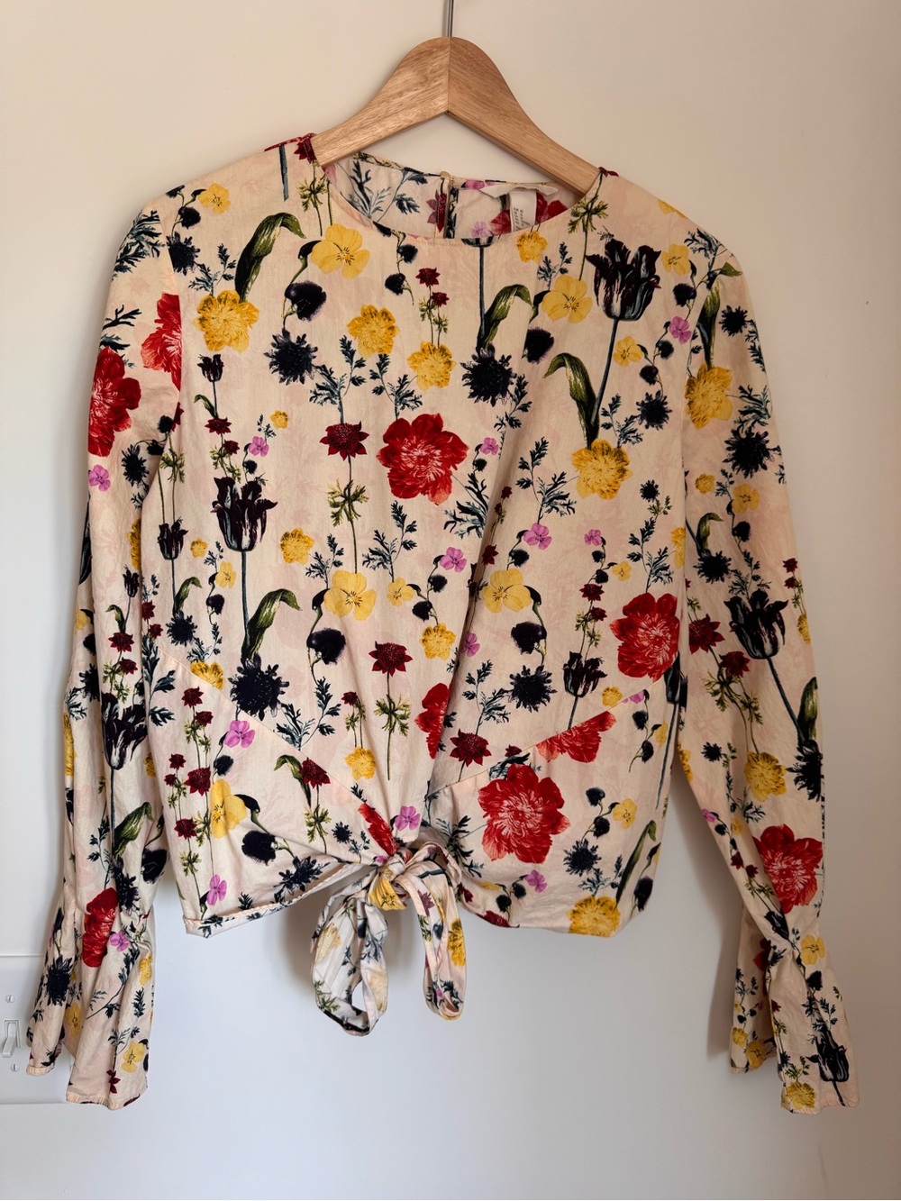 H&M Floral Tie-Front Long Sleeve Top - Cream - Size 12